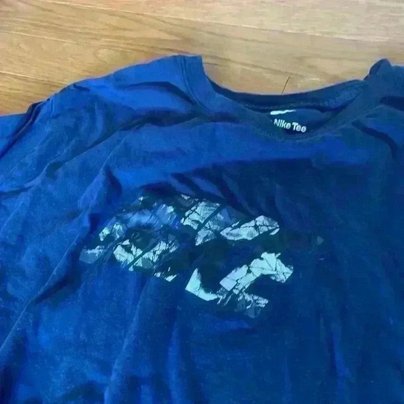 Men’s t-shirt bundle - Picture 8 of 8